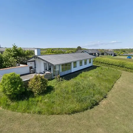 Anelia - 400m From The Sea By Interhome *