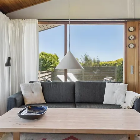 Anelia - 400m From The Sea By Interhome