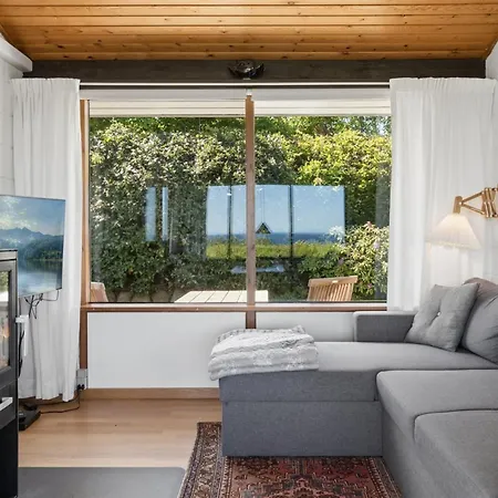 Anelia - 400m From The Sea By Interhome