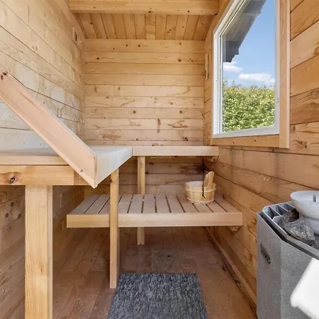 Anelia - 400m From The Sea By Interhome *